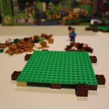 LEGO Minecraft: The Farm 4