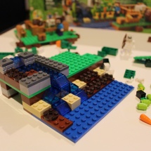LEGO Minecraft: The Farm 14