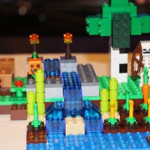 LEGO Minecraft: The Farm 18