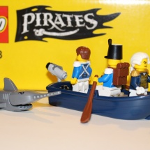 LEGO Pirates Rowboat