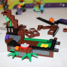 LEGO Mystery Mansion 14