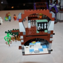 LEGO Mystery Mansion 45