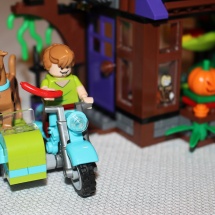 LEGO Mystery Mansion Motorcycle