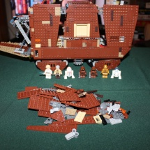 LEGO Sandcrawler 32