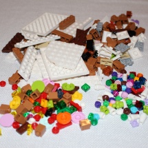 LEGO Gingerbread House 1