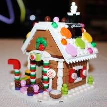 LEGO Gingerbread House Complete