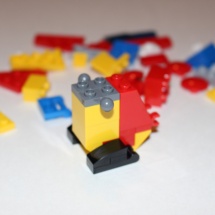 LEGO Parrot 4