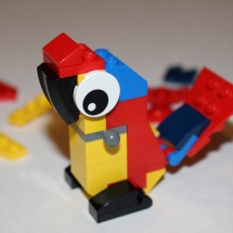 LEGO Parrot 9