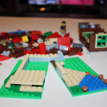 LEGO Lakeside Lodge 11