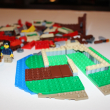 LEGO Lakeside Lodge 14