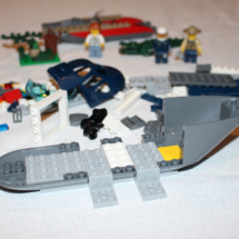 LEGO Helicopter Pursuit 9