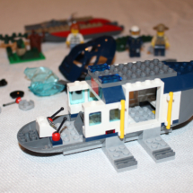 LEGO Helicopter Pursuit 11