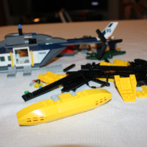 LEGO Helicopter Pursuit 20