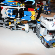 LEGO Fairground Mixer Packed Up