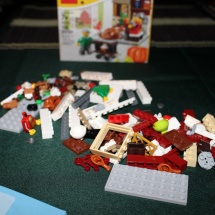 LEGO Thanksgiving Feast 2