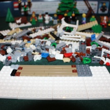 LEGO Winter Toy Shop 21