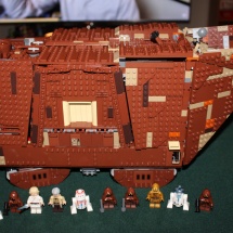 LEGO Sandcrawler 40
