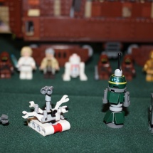 LEGO Sandcrawler Droids
