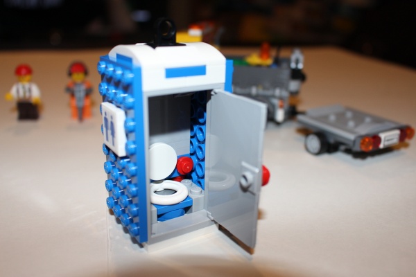 A LEGO Porta-Potty